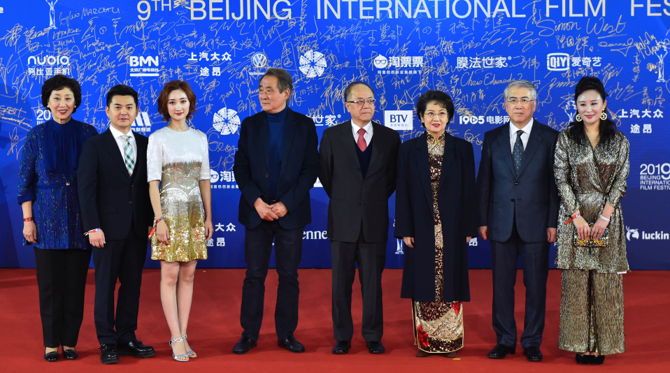 1555492606.png 1555492606.png