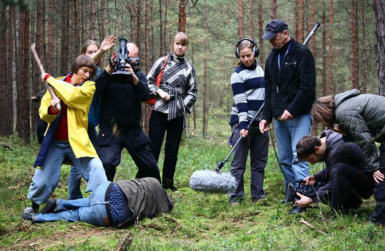 1557299748.png 1557299748.png