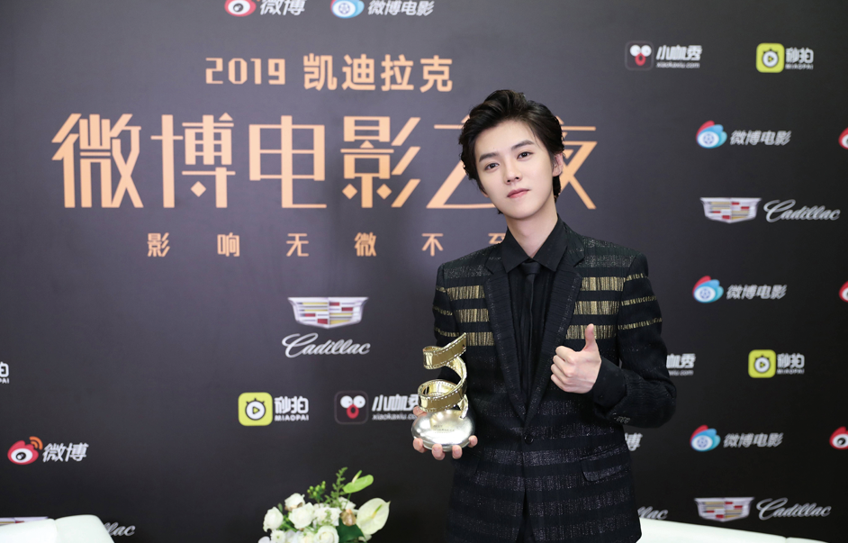 1561532556.png 1561532556.png