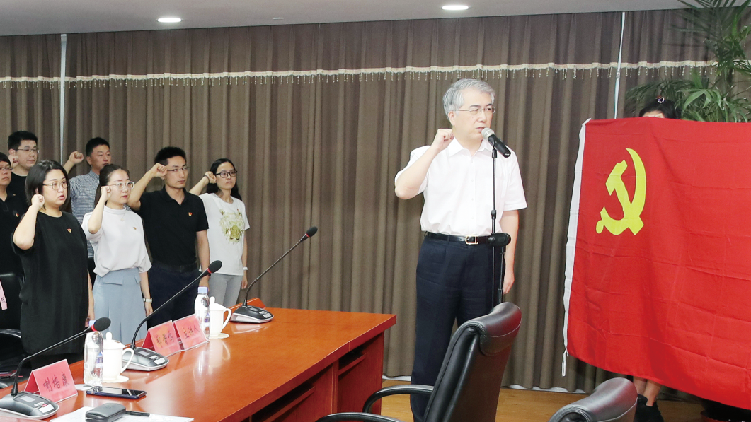 1562733628.png 1562733628.png