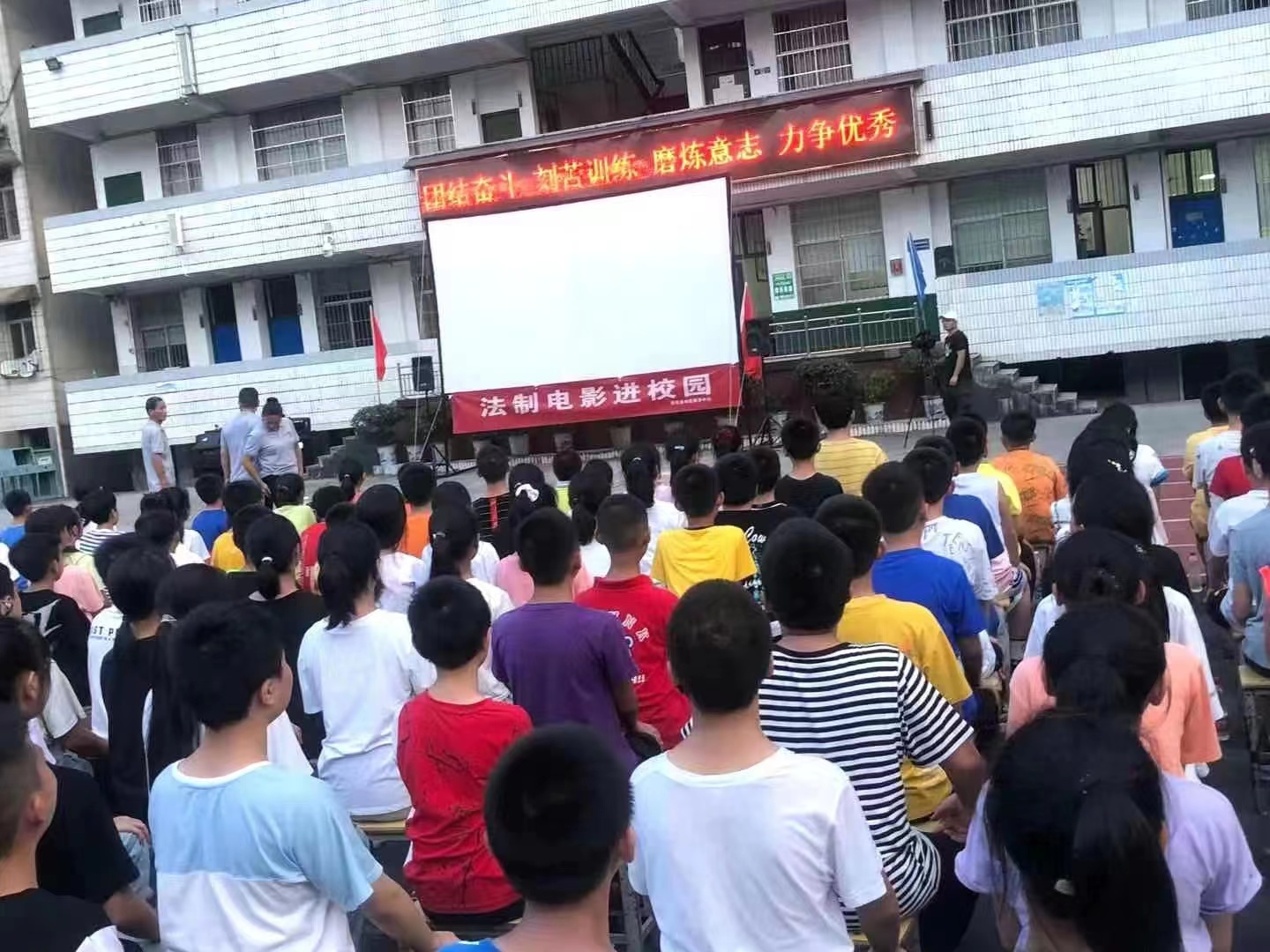 1652272798.jpg 1652272798.jpg